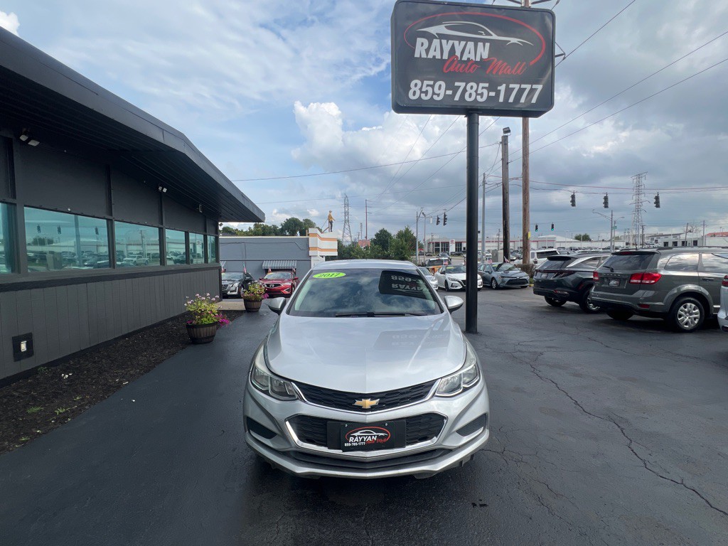 2017 Chevrolet Cruze Image 3