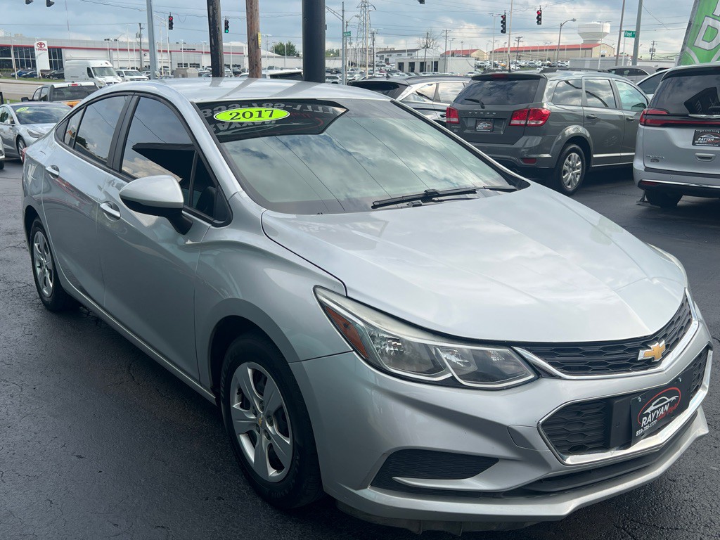 2017 Chevrolet Cruze Image 4