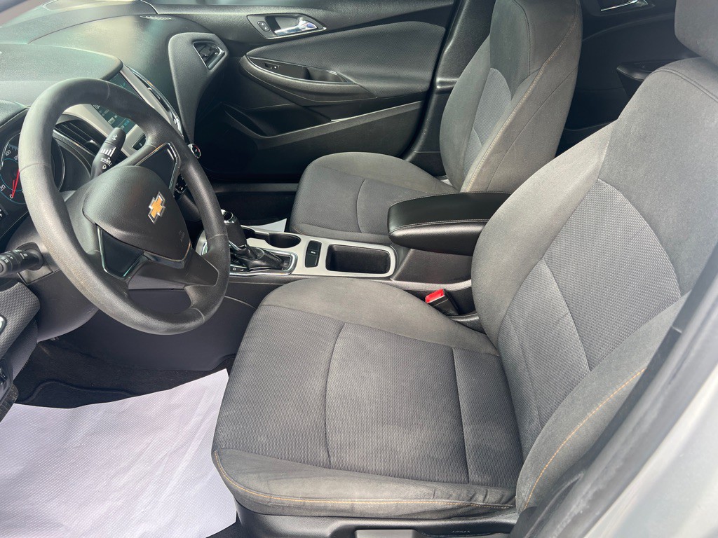 2017 Chevrolet Cruze Image 10