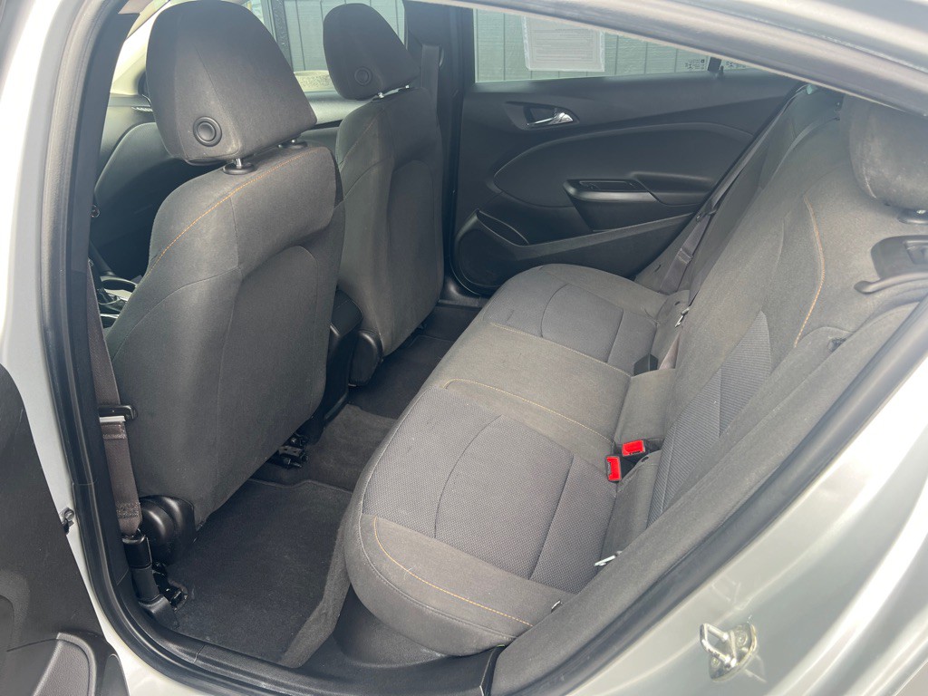 2017 Chevrolet Cruze Image 12