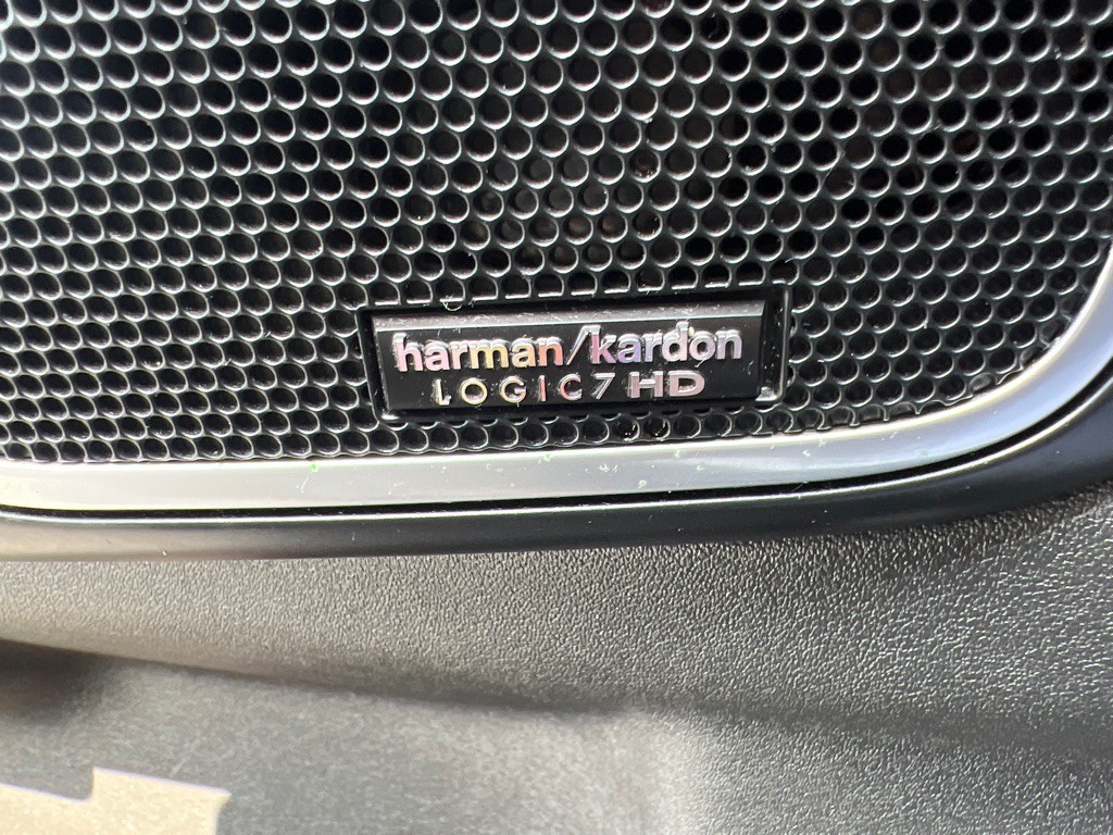 2011 Land Rover Range Rover Image 23
