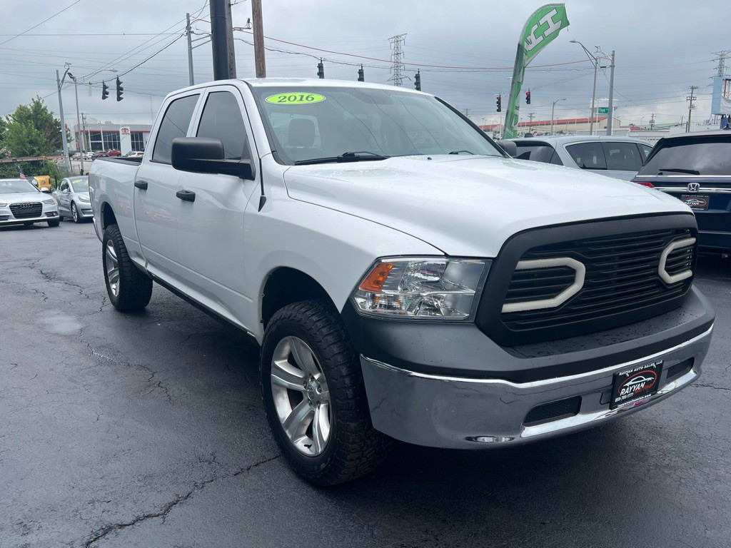 2016 RAM 1500 Image 4