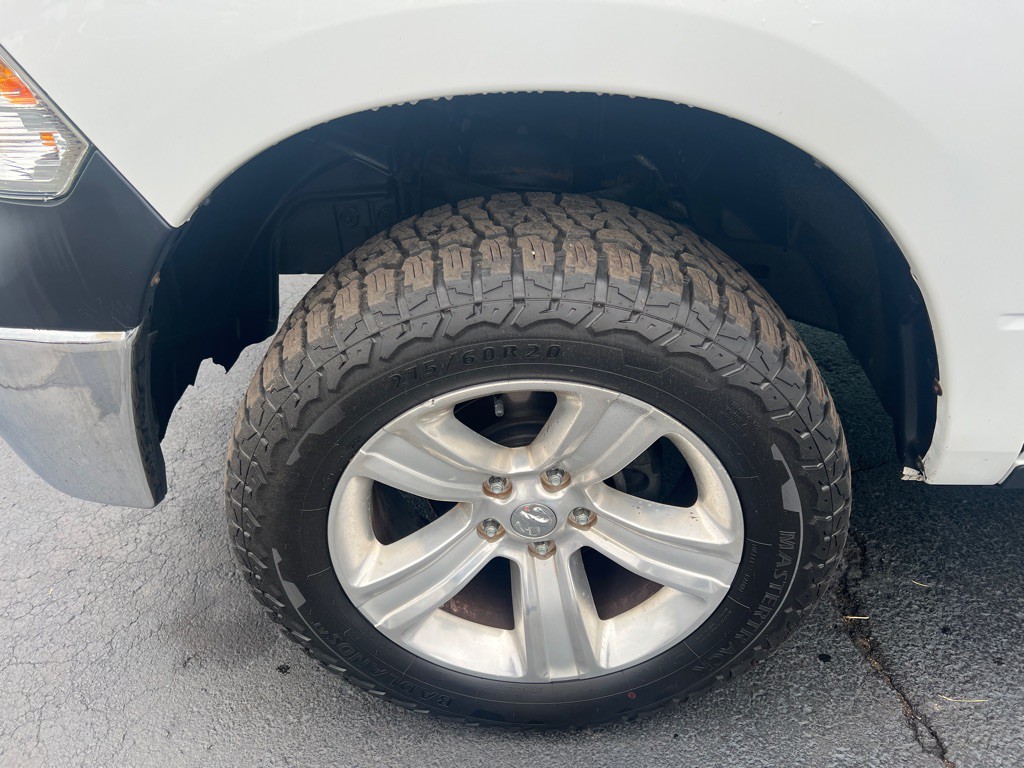 2016 RAM 1500 Image 10