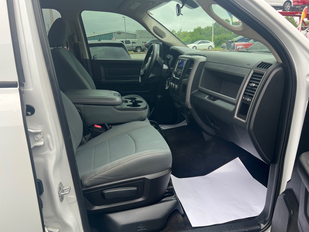 2016 RAM 1500 Image 16