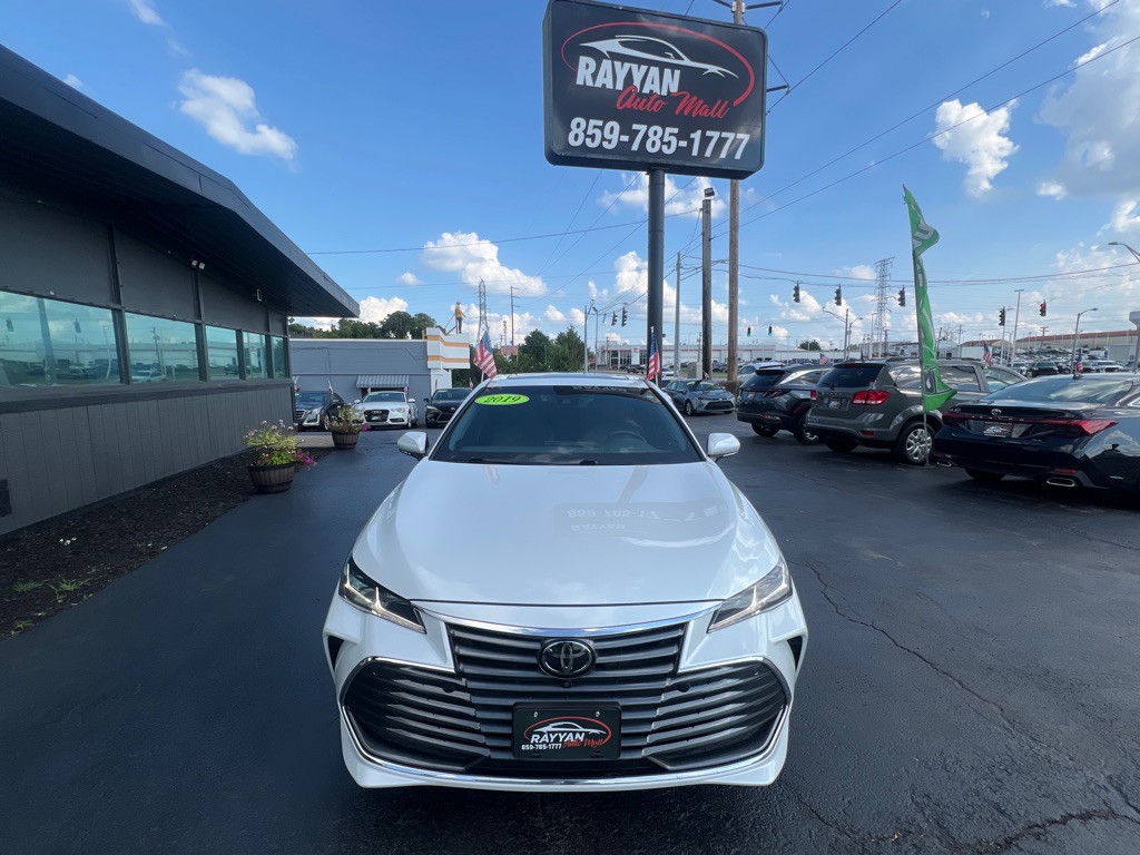 2019 Toyota Avalon Image 3
