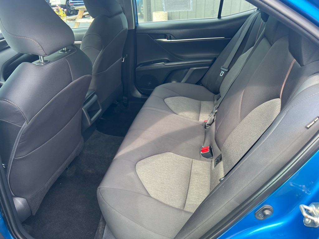 2019 Toyota Camry Image 14