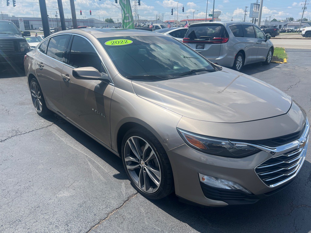 2022 Chevrolet Malibu Image 3