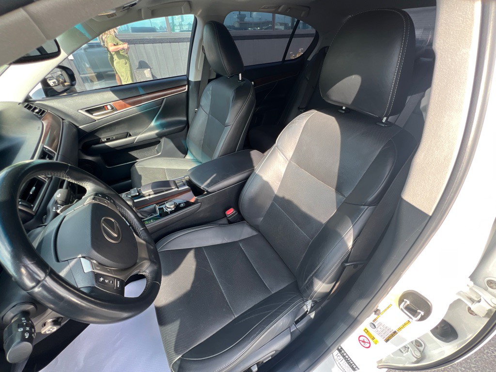 2015 Lexus GS Image 13
