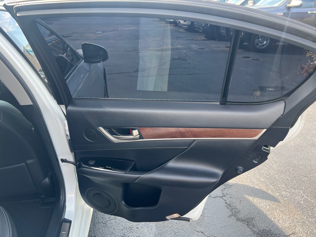 2015 Lexus GS Image 17