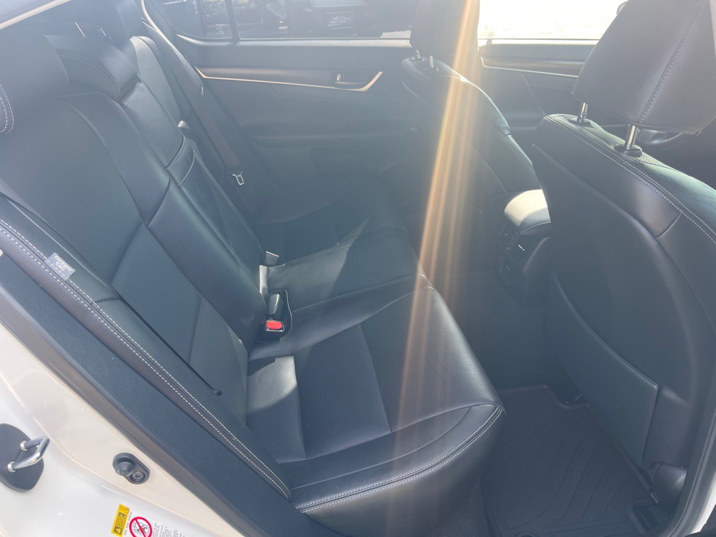 2015 Lexus GS Image 18