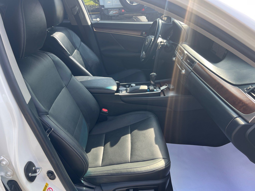 2015 Lexus GS Image 20