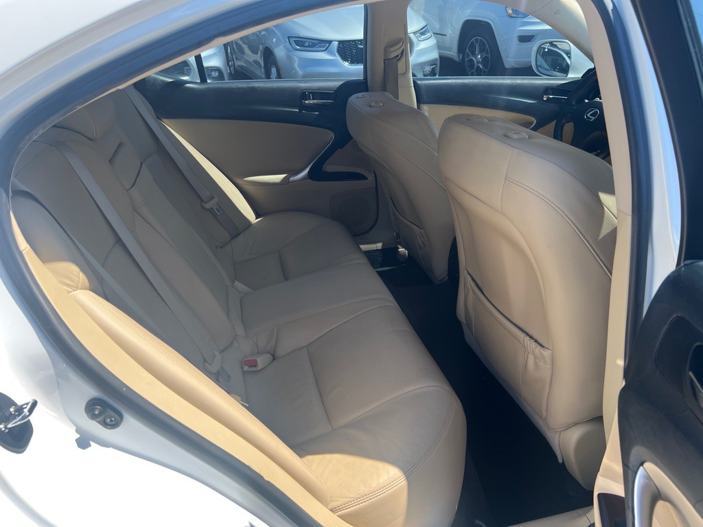 2008 Lexus IS Image 12
