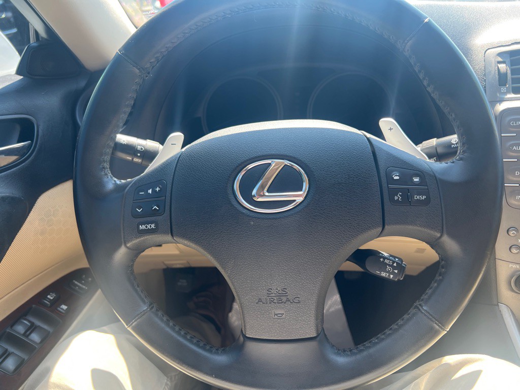 2008 Lexus IS Image 18