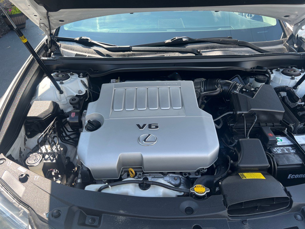 2013 Lexus ES Image 24