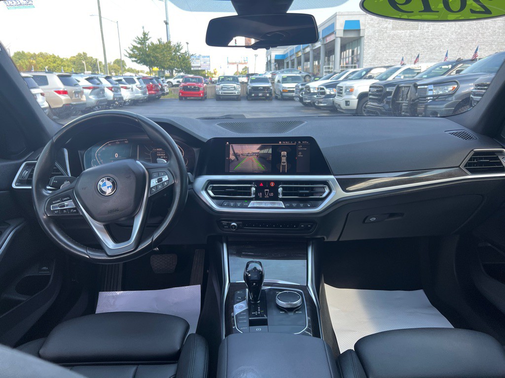 2019 BMW 3 Series Image 12
