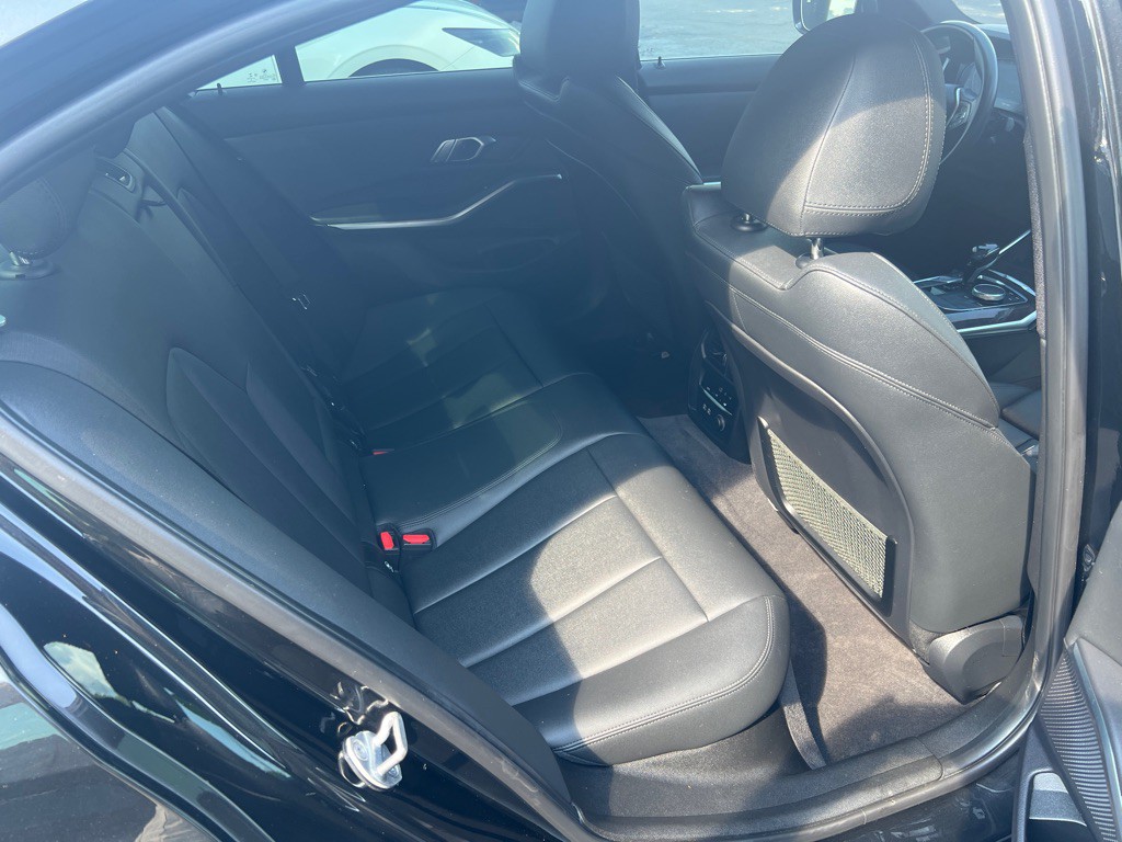 2019 BMW 3 Series Image 15