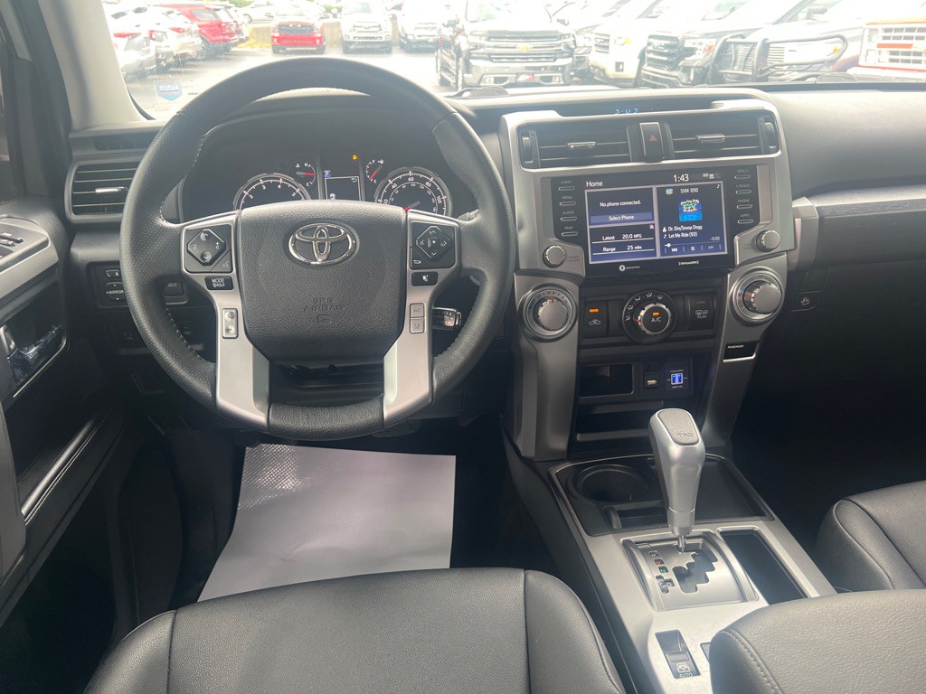 2022 Toyota 4Runner Image 22