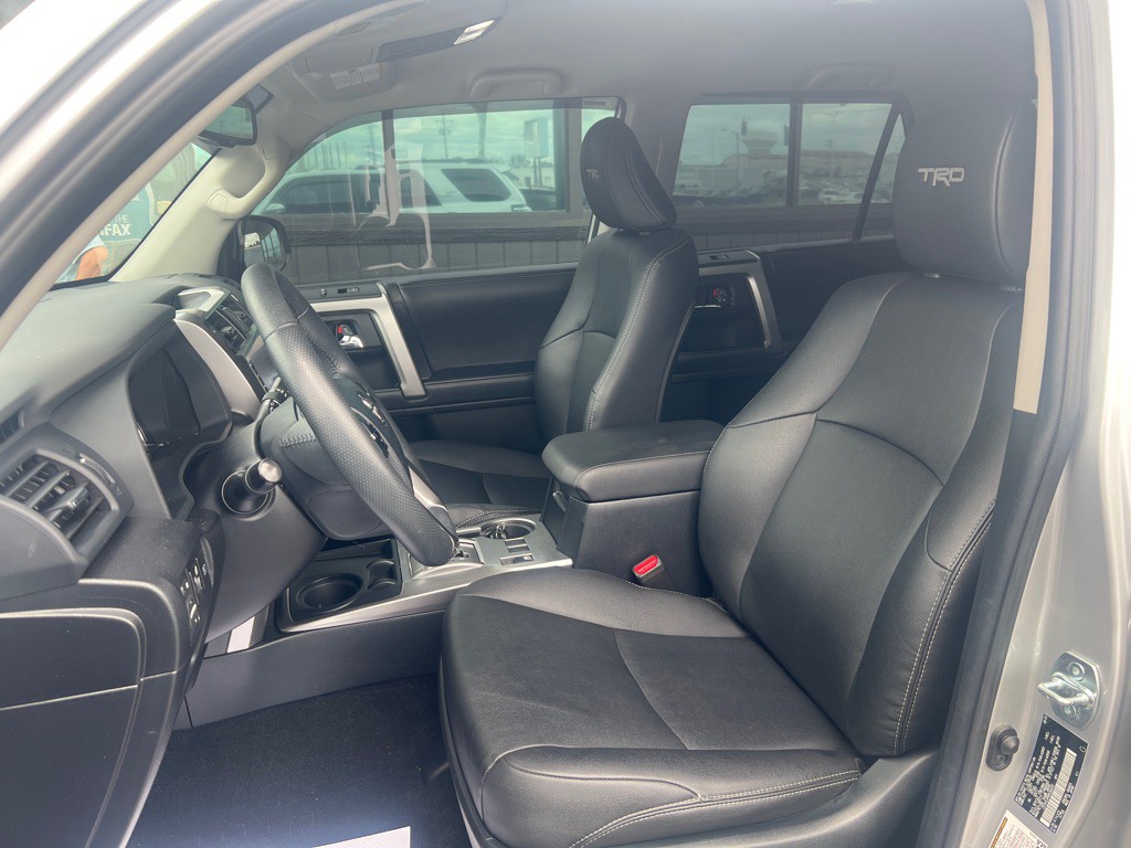 2022 Toyota 4Runner Image 14