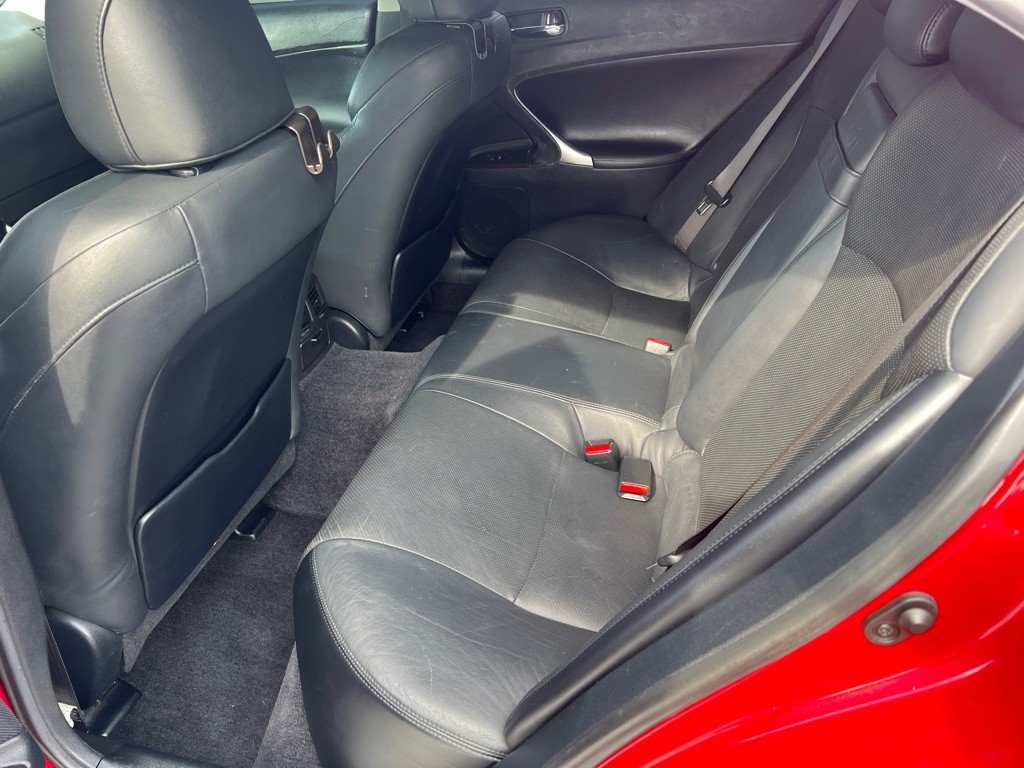 2007 Lexus IS Image 10