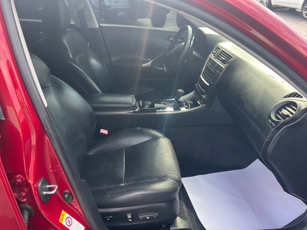 2007 Lexus IS Image 14