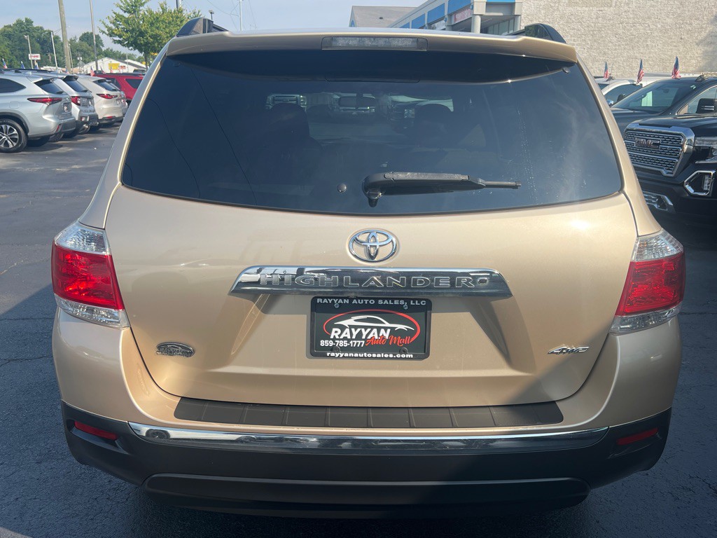 2013 Toyota Highlander Image 6