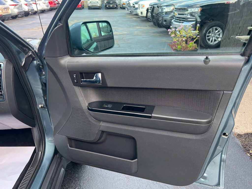 2012 Ford Escape Image 17