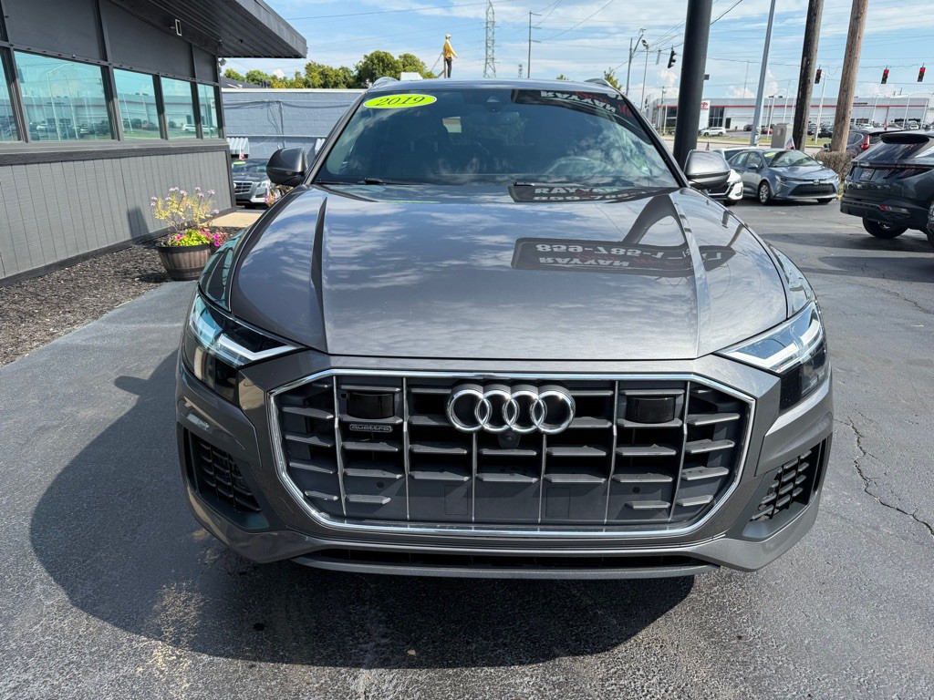 2019 Audi Q8 Image 12