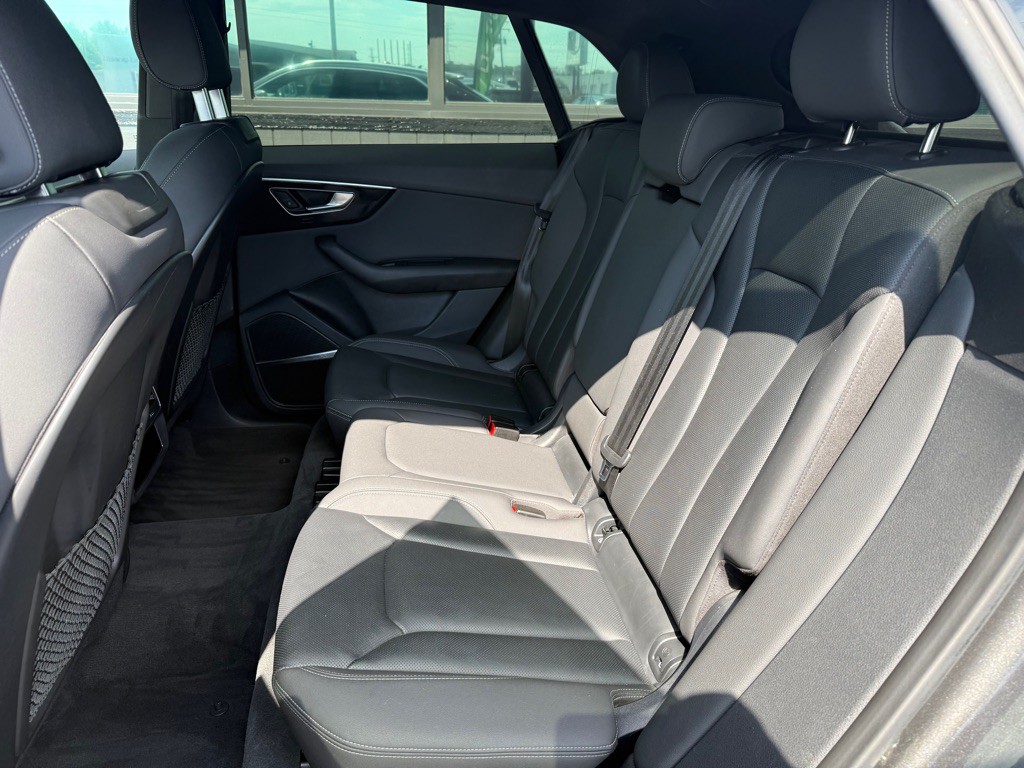 2019 Audi Q8 Image 16