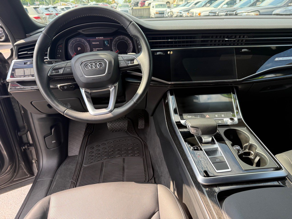 2019 Audi Q8 Image 17