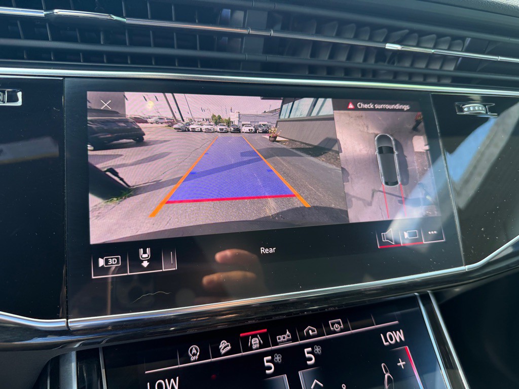 2019 Audi Q8 Image 23