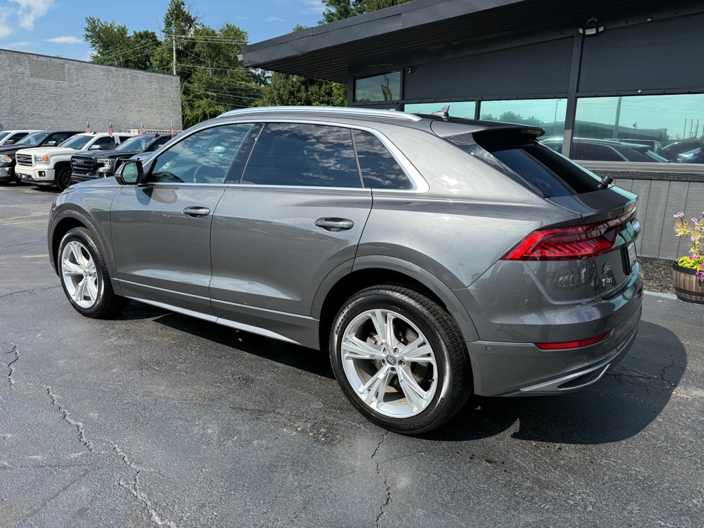 2019 Audi Q8 Image 4