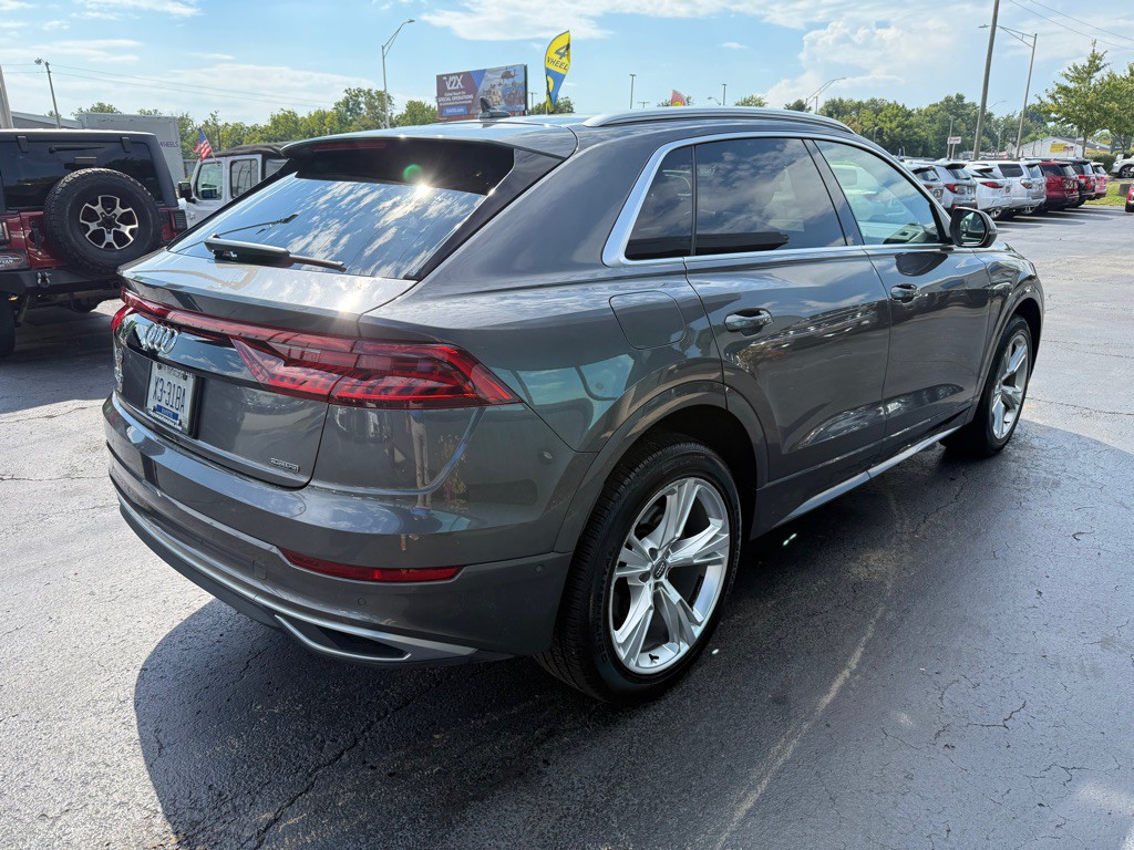 2019 Audi Q8 Image 7