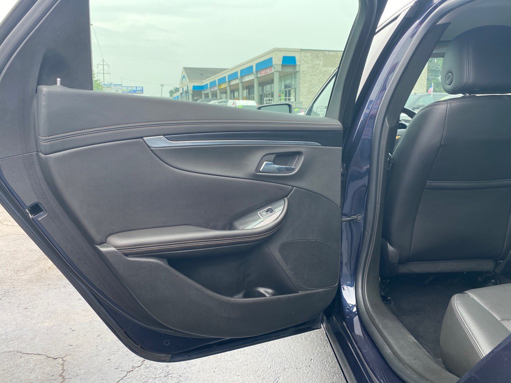 2019 Chevrolet Impala Image 13