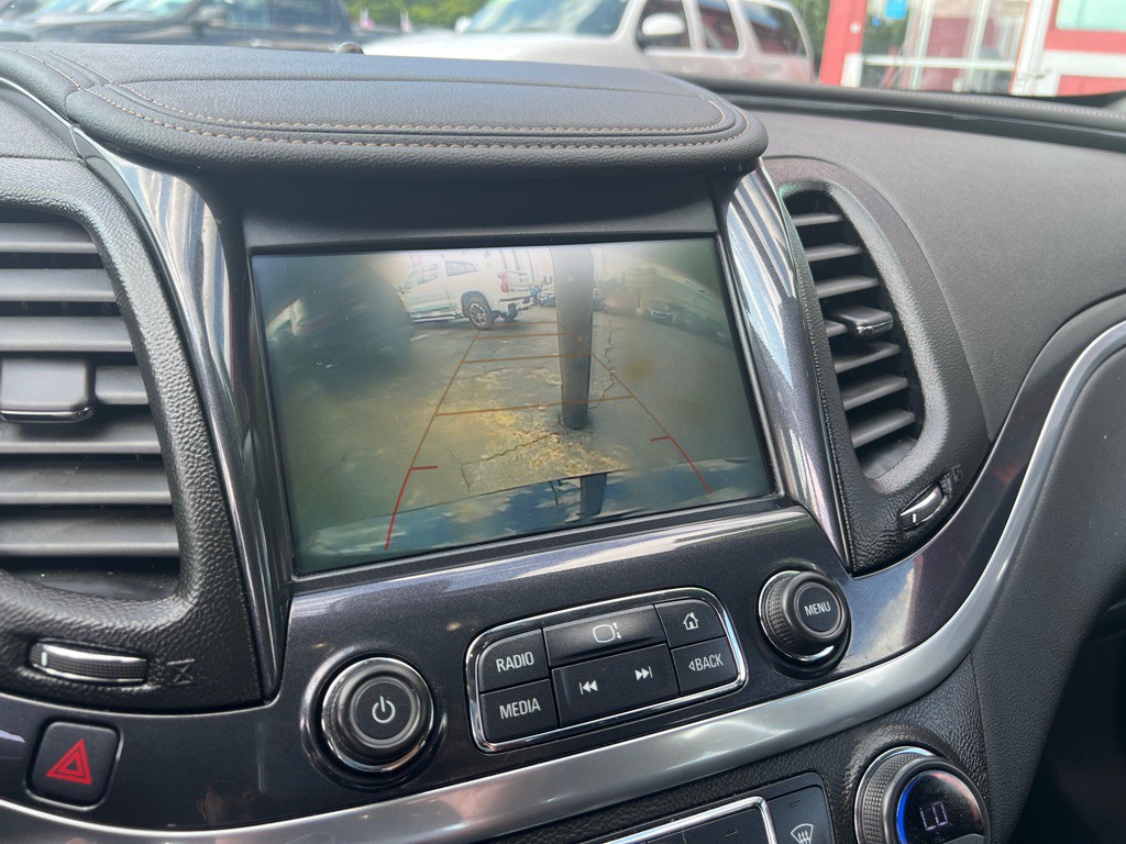2019 Chevrolet Impala Image 39