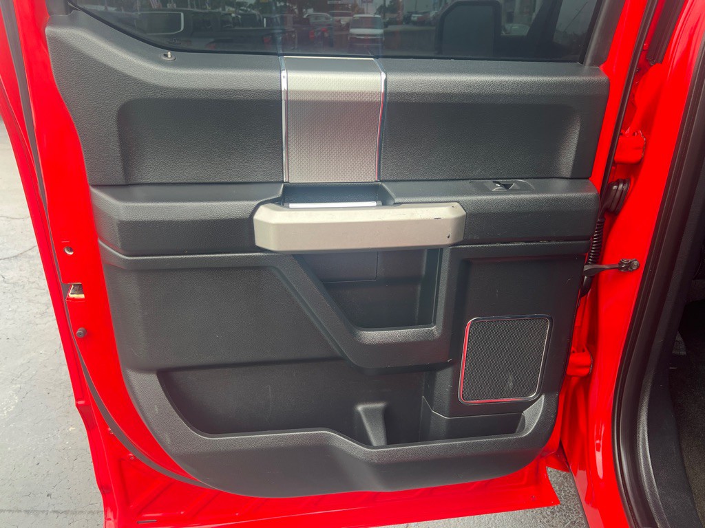 2015 Ford F-150 Image 12