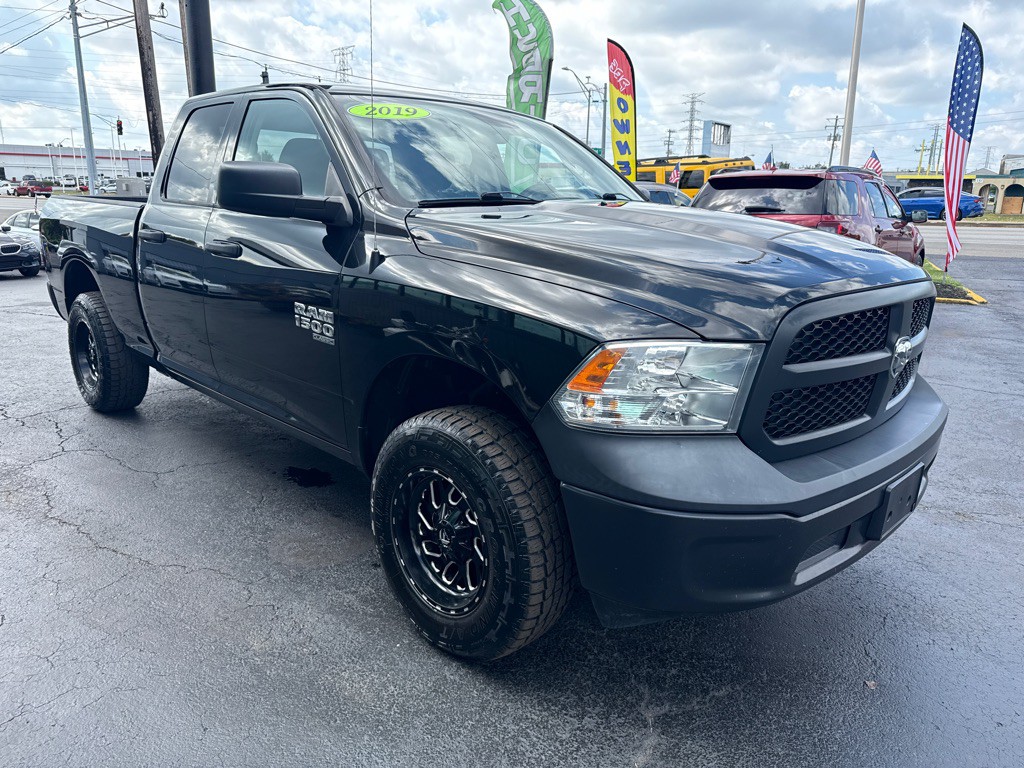 2019 RAM 1500 Image 8