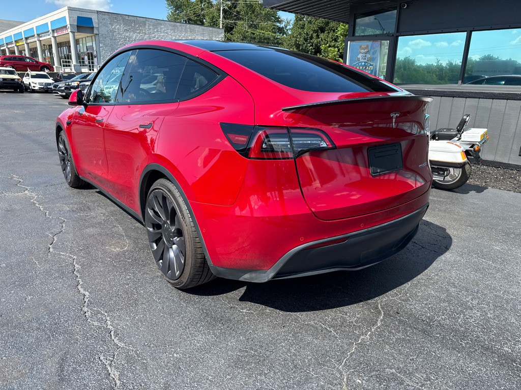 2021 Tesla Model Y Image 4