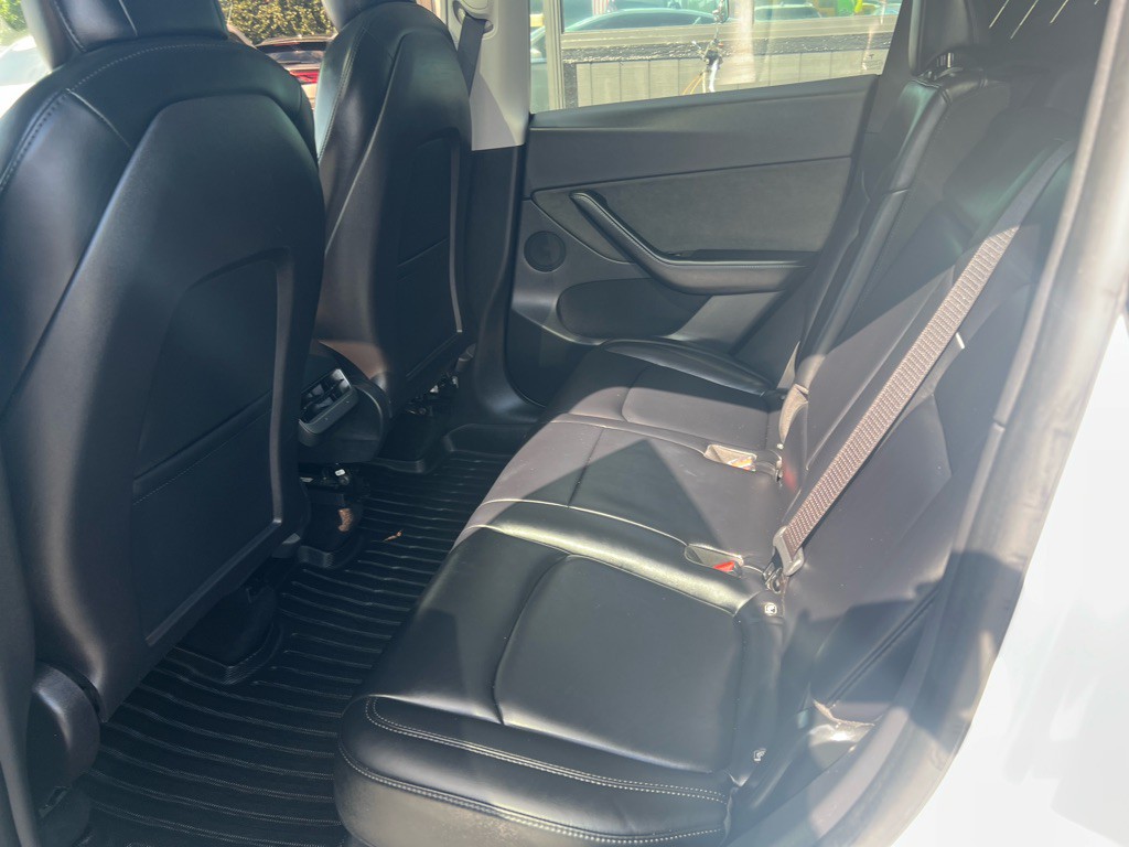 2021 Tesla Model Y Image 10