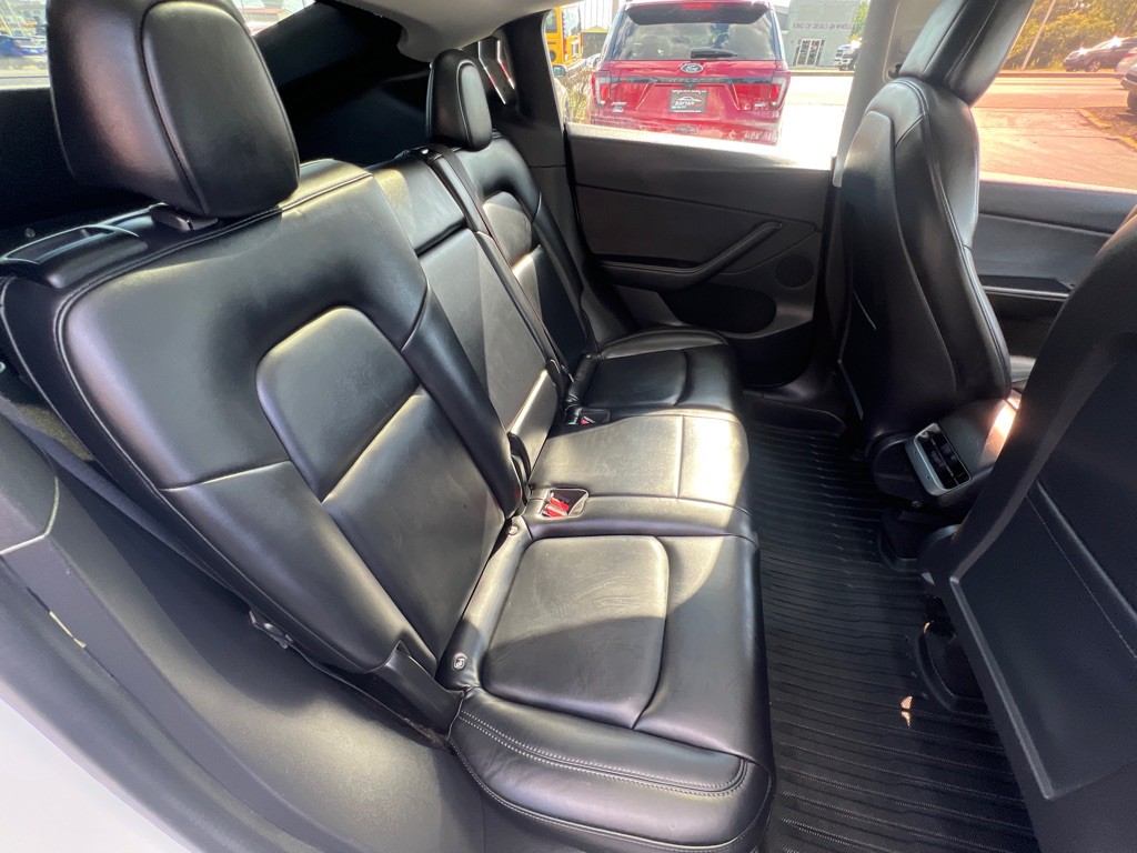 2021 Tesla Model Y Image 13