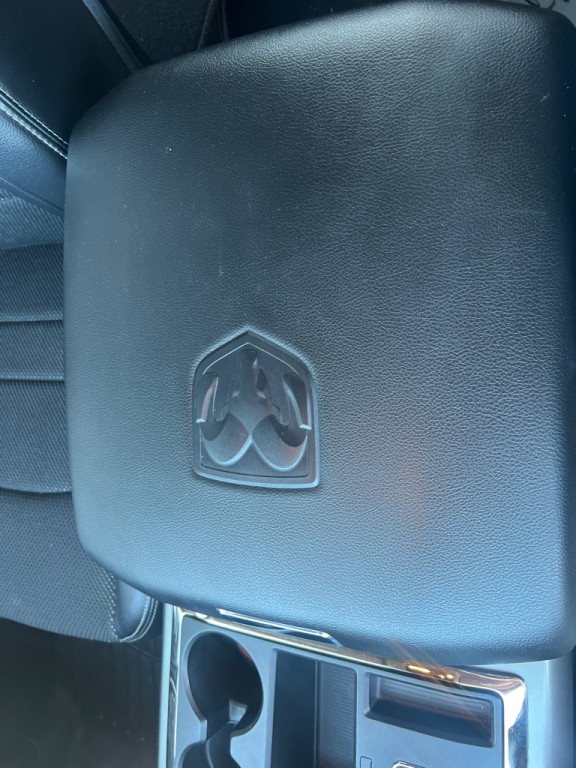 2013 RAM 1500 Image 17