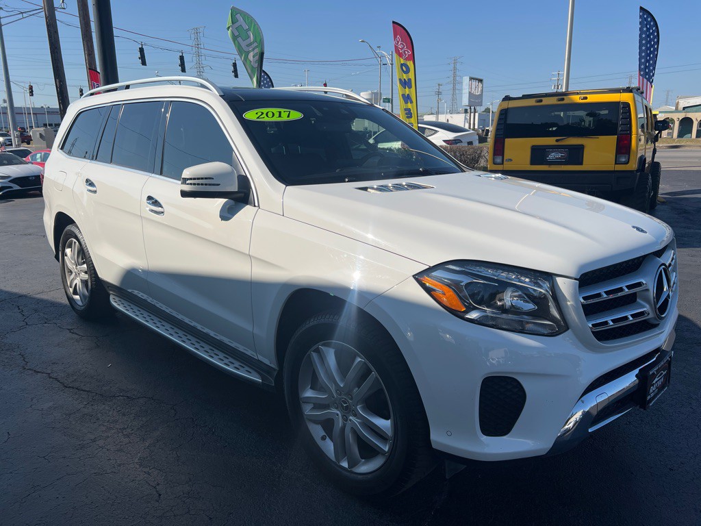 2017 Mercedes-Benz GLS-Class Image 4