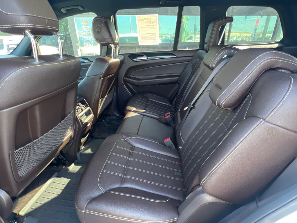 2017 Mercedes-Benz GLS-Class Image 11
