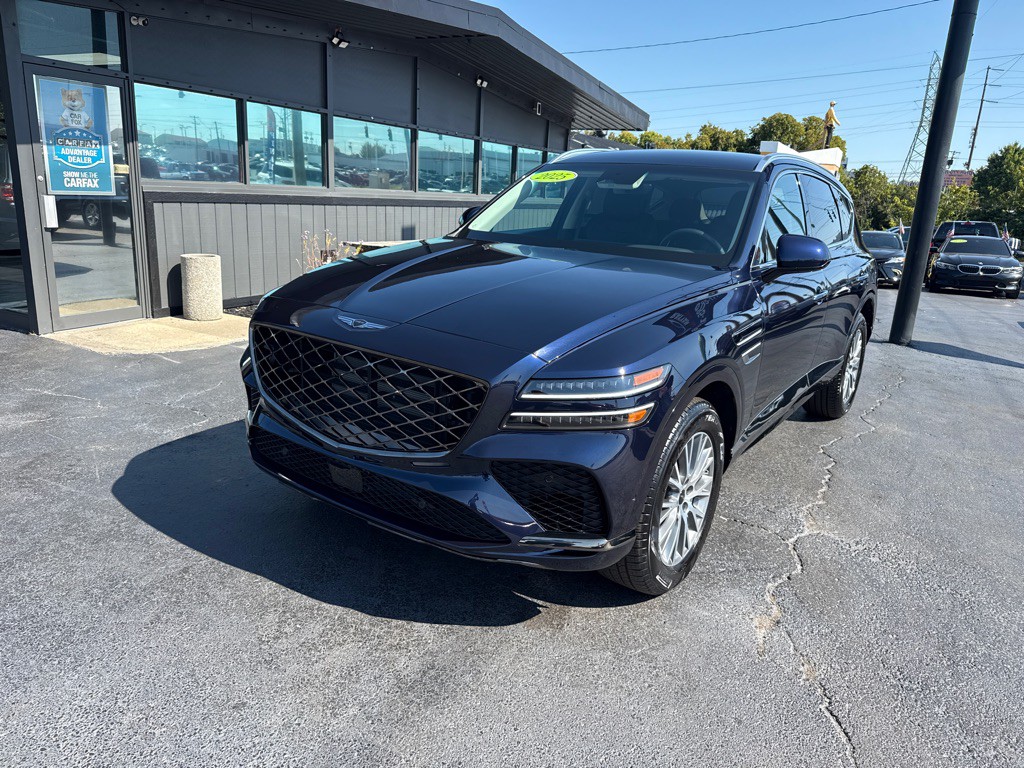 2025 Genesis GV80 Image 2