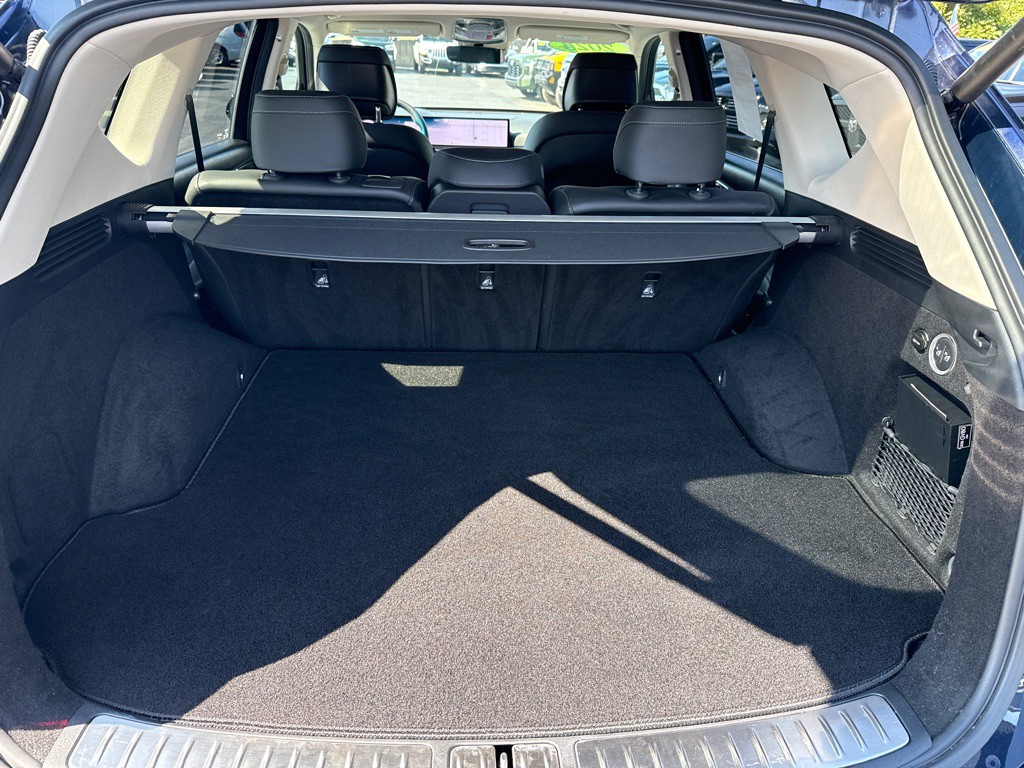 2025 Genesis GV80 Image 31