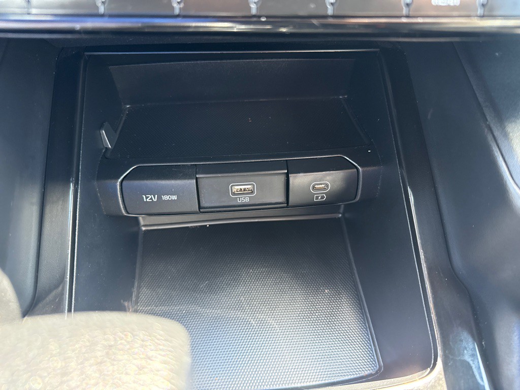 2023 Kia Telluride Image 24