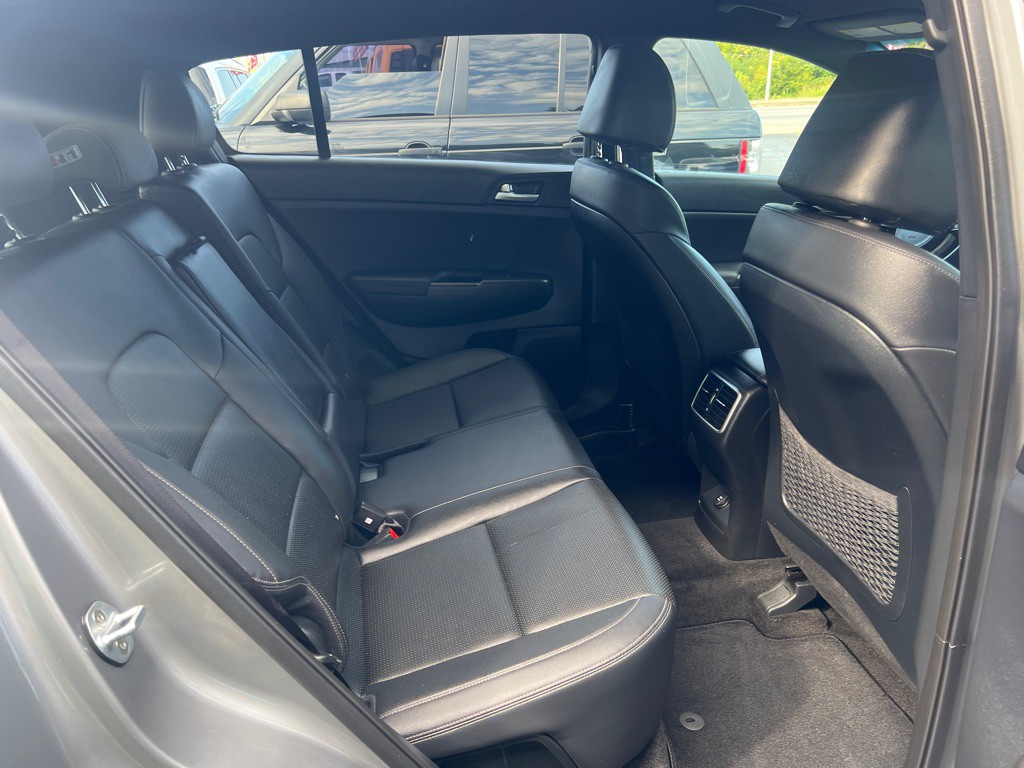 2020 Kia Sportage Image 16