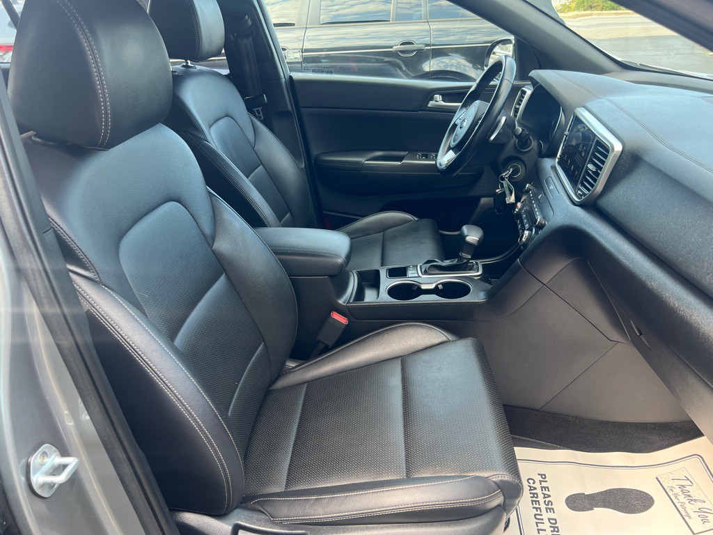 2020 Kia Sportage Image 18