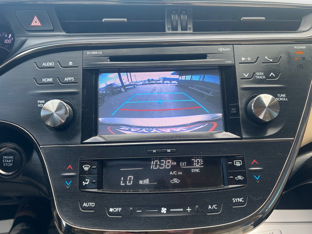 2016 Toyota Avalon Image 25