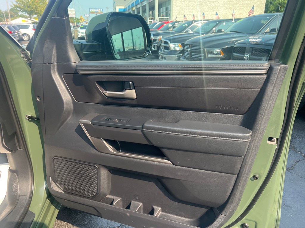 2022 Toyota Tundra Image 13