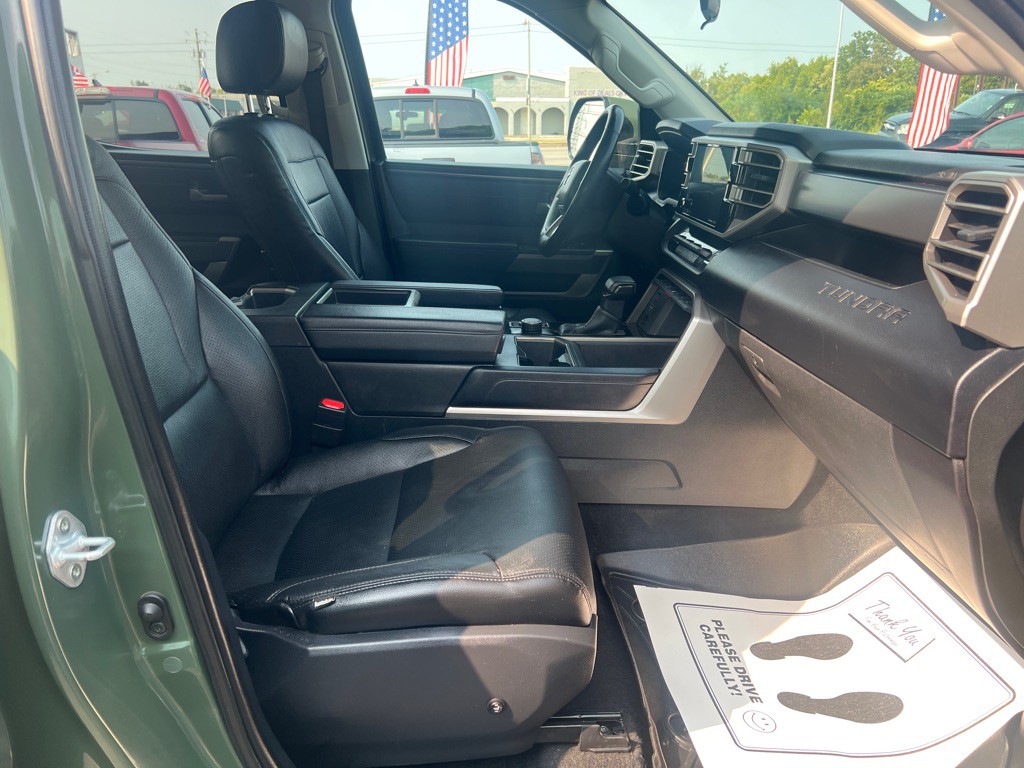 2022 Toyota Tundra Image 14